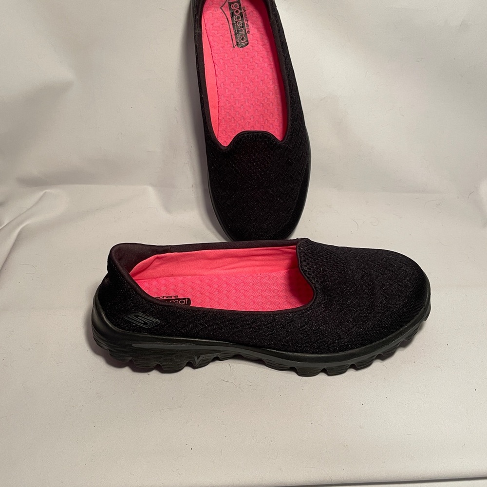 New Sketchers Gogamat Walking Shoe Discontinued 13978 black size 8.5